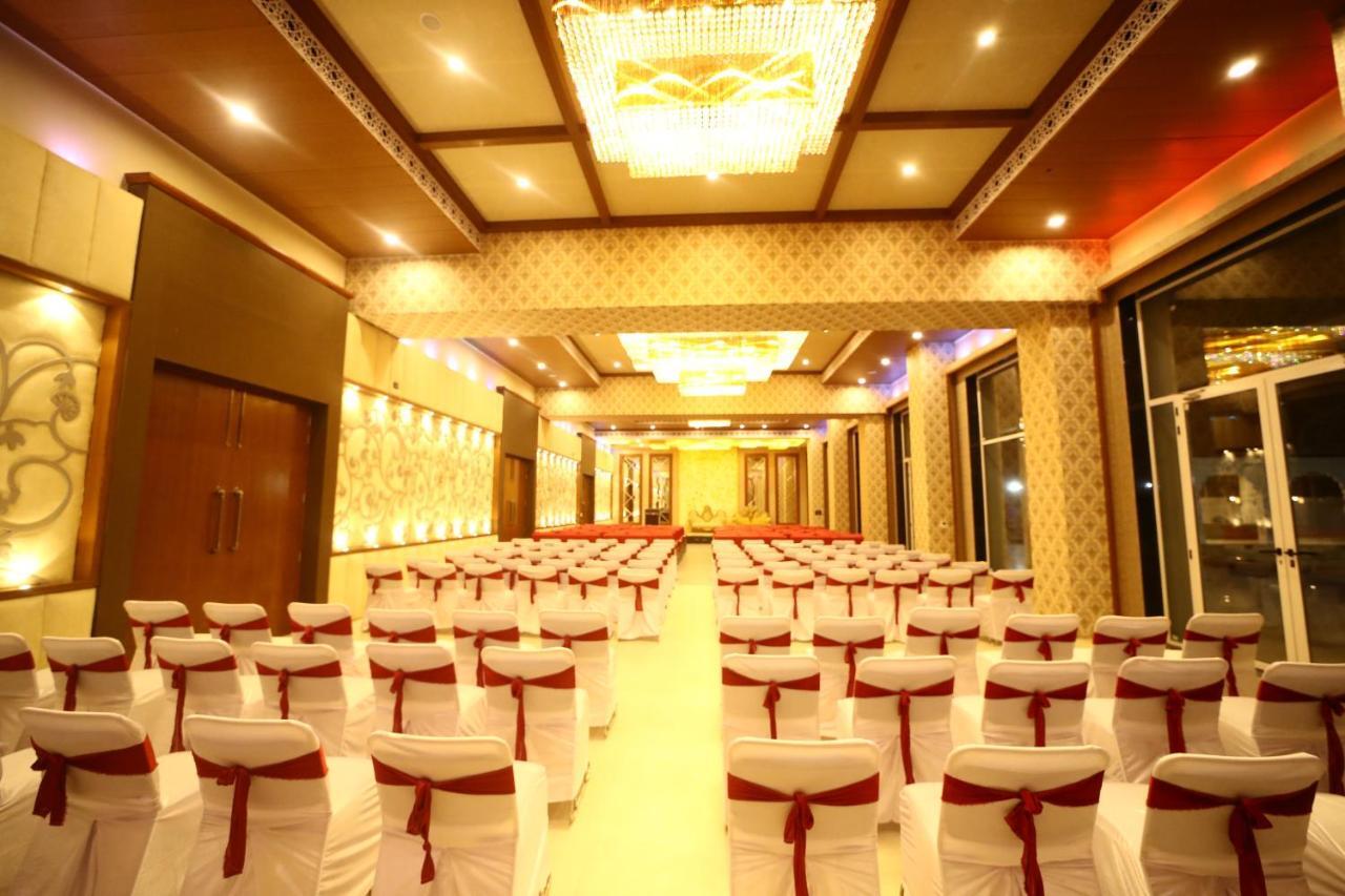 Park Avenue And Resorts Sikar Exterior foto