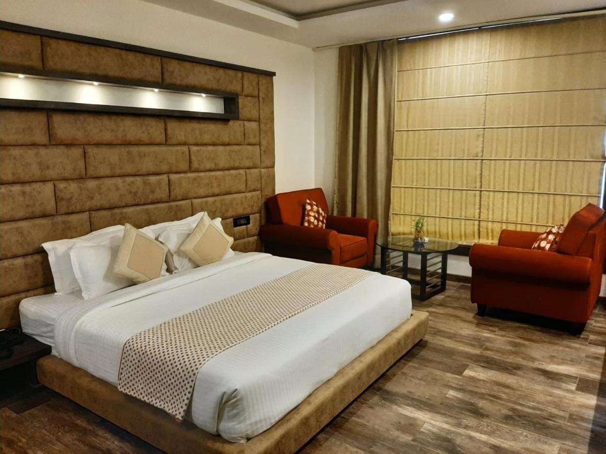 Park Avenue And Resorts Sikar Exterior foto